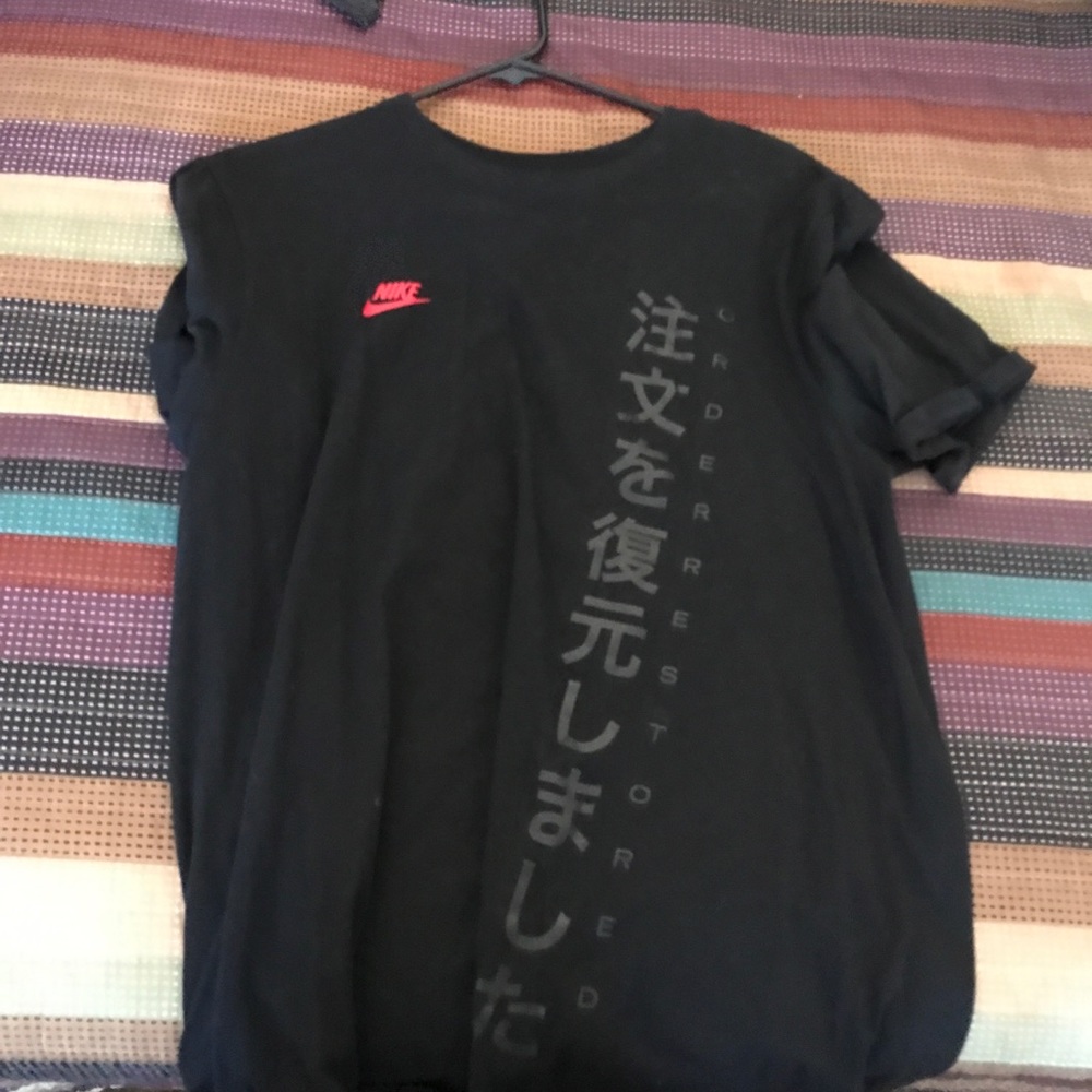 Nike t shirt